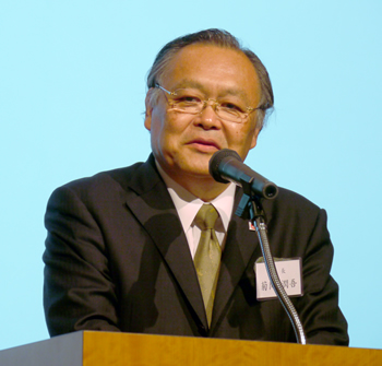 菊間潤吾氏