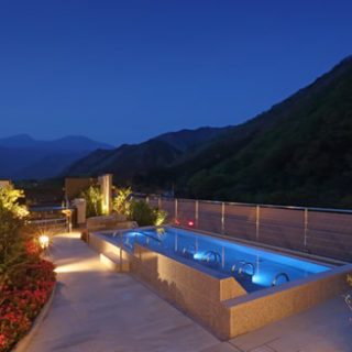 栃木 鬼怒川温泉のあさや 空中庭園露天風呂をリニューアルオープン