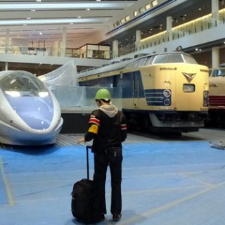本館1階には500形新幹線をはじめ貴重な車両を展示している