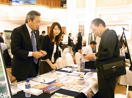 上海で開いた商談会