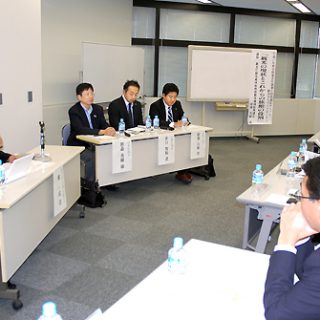 観光庁の笹森課長を交えたパネルディスカッション
