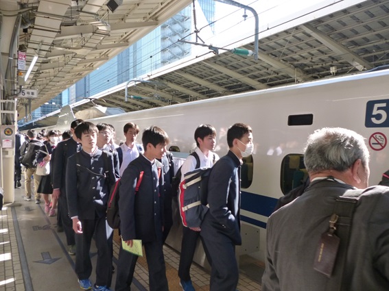 マンスリーリポート 観光の現場 39 安全 安心の修学旅行へ 観光経済新聞 マンスリーリポート 観光の現場 39 安全 安心の修学旅行へ 観光経済新聞
