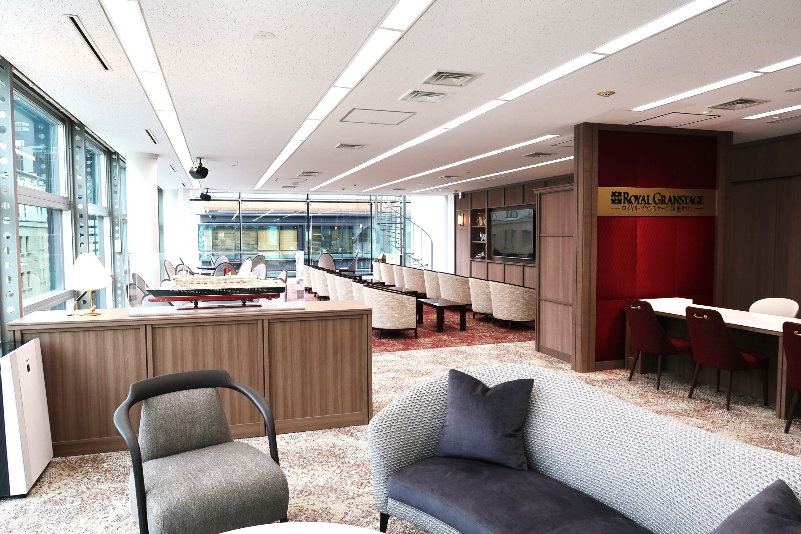 「ロイヤル・グランステージ銀座サロン」の内装
