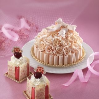 リーガロイヤルホテル ケーキのブーケ マザーズブーケ を販売 リーガロイヤルホテル ケーキのブーケ マザーズブーケ を販売